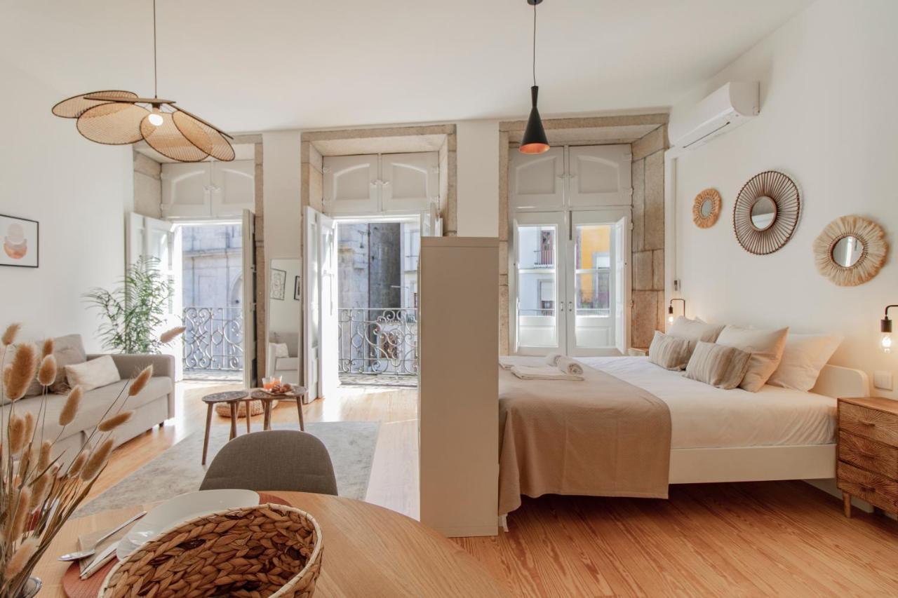 Virtudes Flat W/ Ac & Balcony By Lovelystay Porto Eksteriør bilde