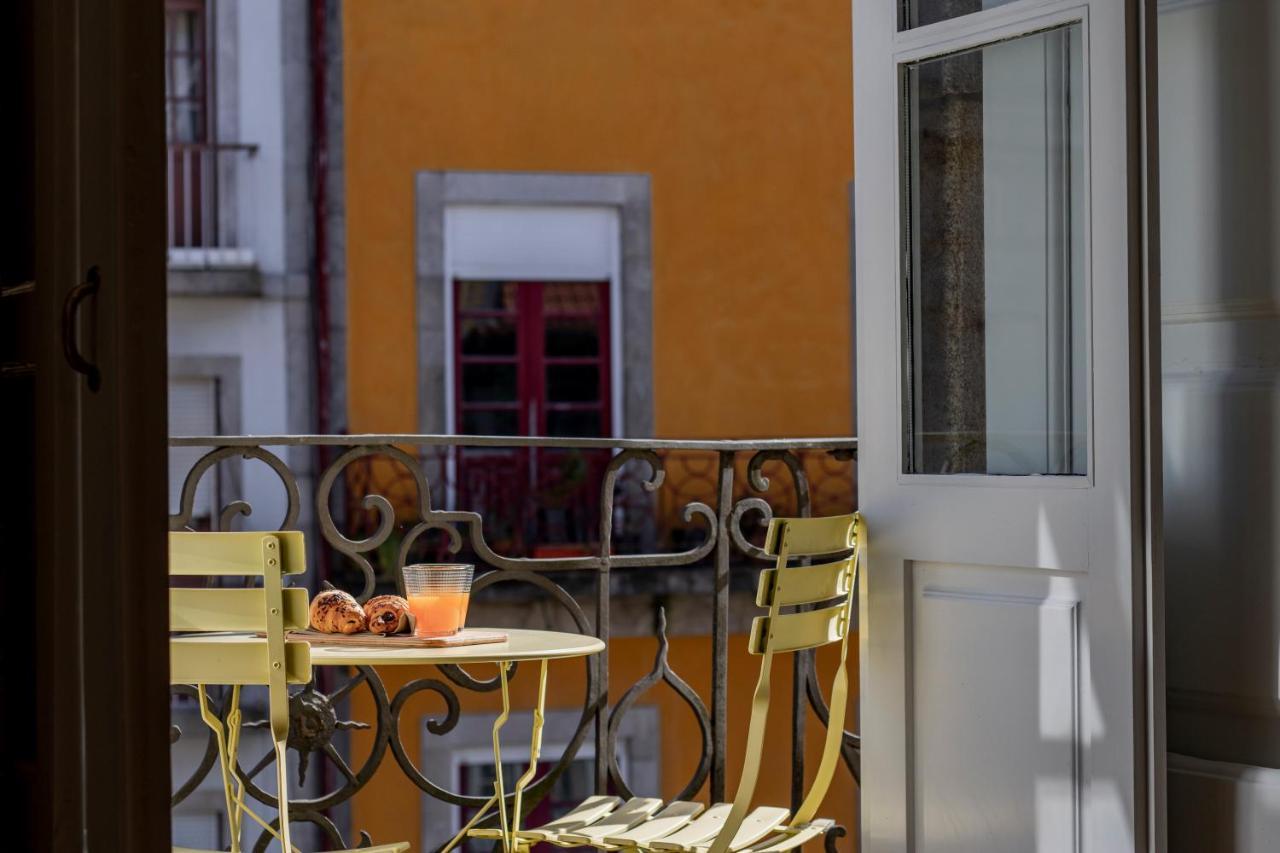 Virtudes Flat W/ Ac & Balcony By Lovelystay Porto Eksteriør bilde